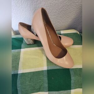 Calvin Klein 9 Tan White Black Cirilla Block Heel Pumps Sandstorm Women Shoes